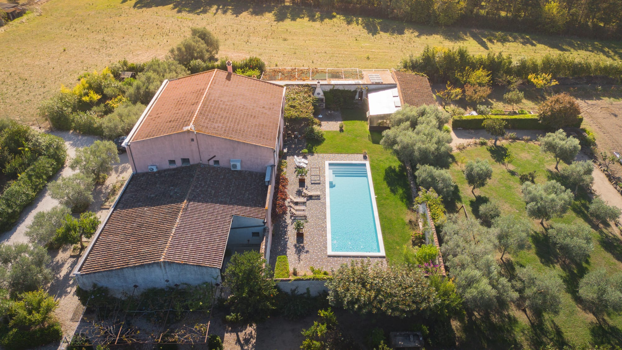 Vista aerea della proprietà e del territorio circostante