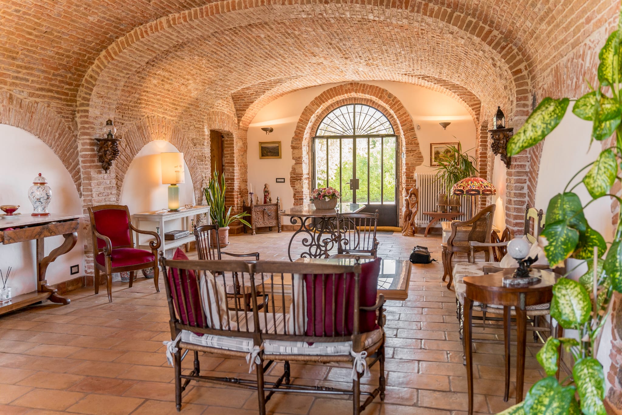 Corridoio campidanese e materiali della casa
